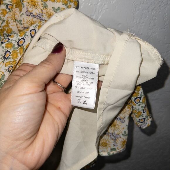 ASTR The Label Mustard & Blue Daisy Floral Lucky Me Dress Size Medium - Picture 6 of 9
